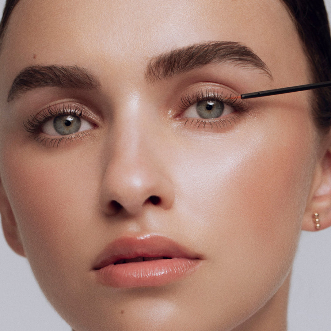 Load video: Ep.5. Not all lash serums are created equal. In this episode, Dr. Brinkenhoff highlights a key difference – our method of application – and the important reason behind it.