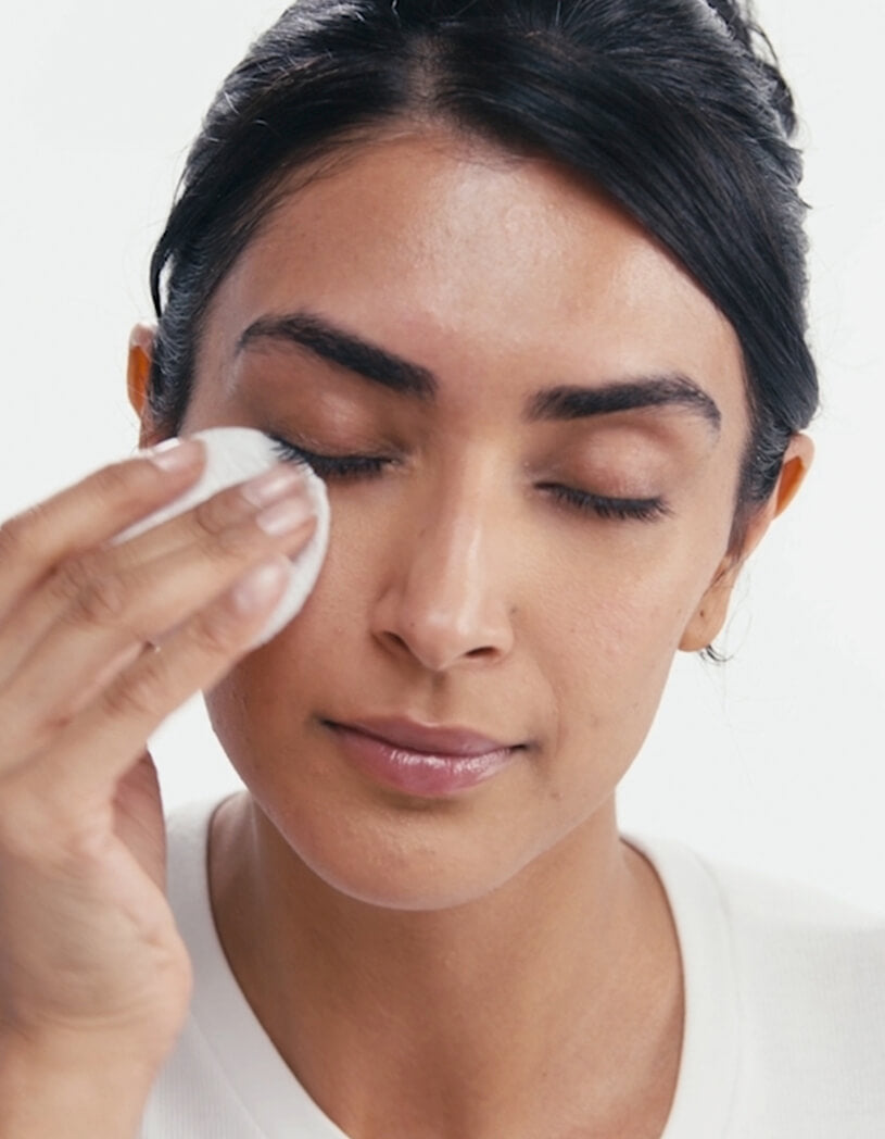 model removing eye makeup